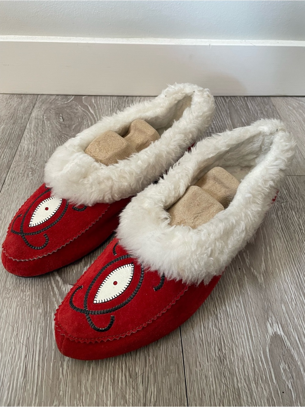 70s 80s Vintage Rukotvorine Zagreb Red Suede Folk Slippers EU 38